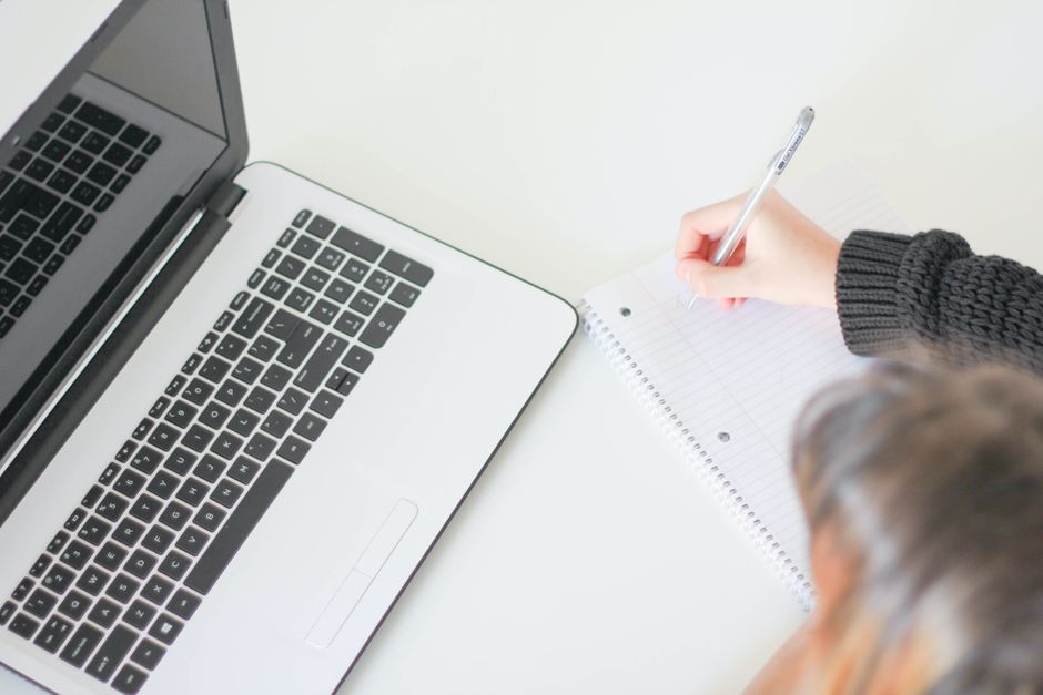 Selling Articles to Niche E-Commerce Sites: What Freelance Writers Need to Know